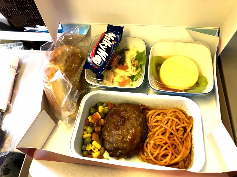 ガルーダインドネシア航空機内食キッズミール